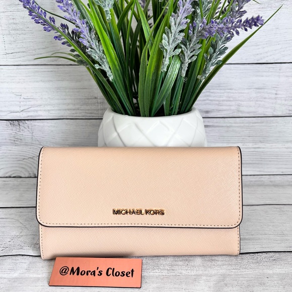 🦋Michael Kors Trifold Wallet - Picture 1 of 7